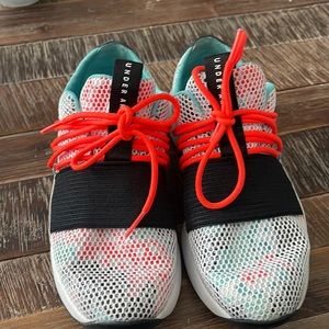 Under Armour size 7